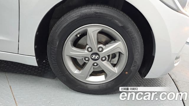 2015 Hyundai (Хёндэ) Avante AD — миниатюра 4