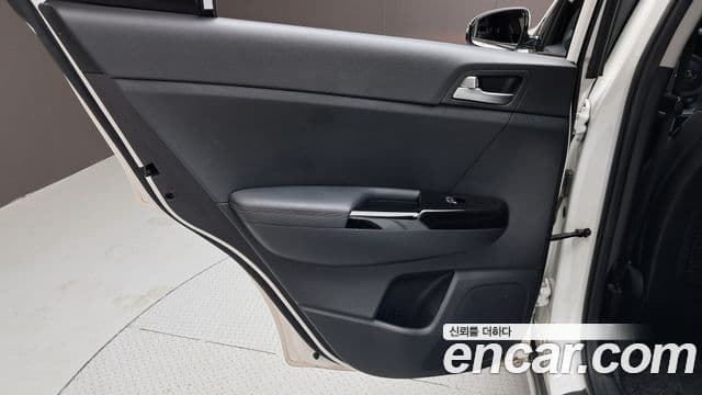2017 Kia (Киа) Sportage 4th Gen — миниатюра 8