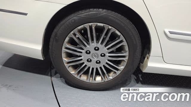2011 Renault Korea SM7 New Art — миниатюра 3