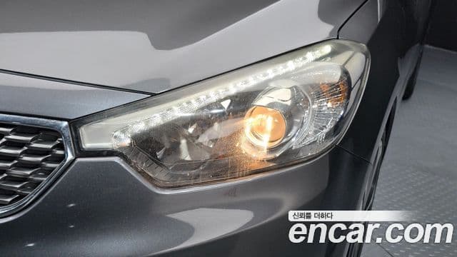 2013 Kia (Киа) K3 — миниатюра 8