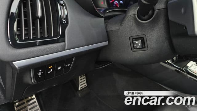 2017 Kia (Киа) 스팅어 — миниатюра 6