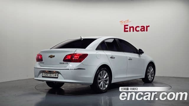 2016 Chevrolet 어메이징 뉴 크루즈 — миниатюра 9