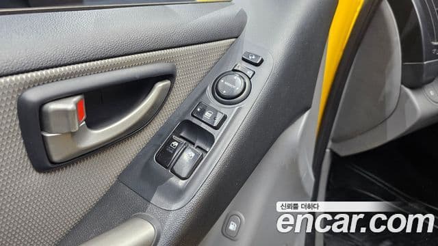 2011 Hyundai (Хёндэ) Grand Starex — миниатюра 10