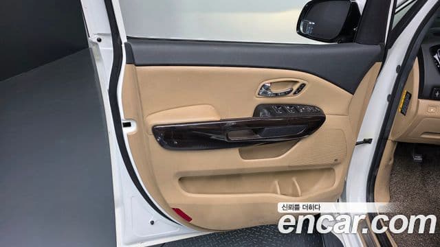 2016 Kia (Киа) All New Carnival — миниатюра 7