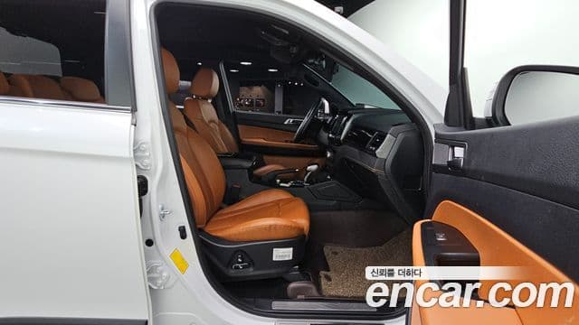 2022 SsangYong The New 렉스턴 스포츠 칸 — миниатюра 9