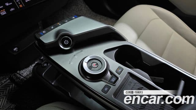 2023 Kia (Киа) EV6 — миниатюра 6