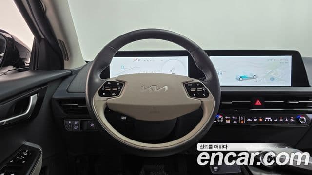 2023 Kia (Киа) EV6 — миниатюра 10