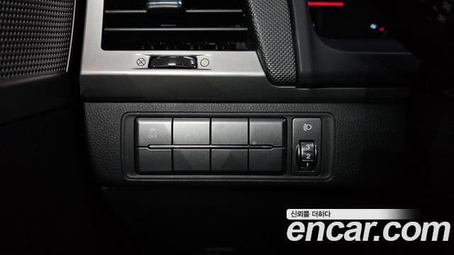 2018 SsangYong 렉스턴 스포츠 — миниатюра 9