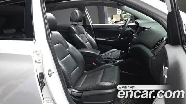 2015 Hyundai (Хёндэ) All New Tucson — миниатюра 6