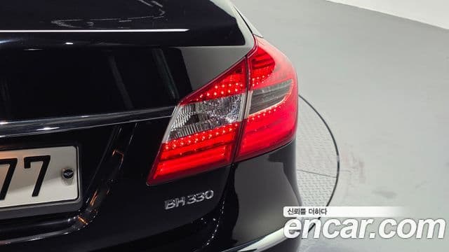 2013 Hyundai (Хёндэ) Genesis — миниатюра 6