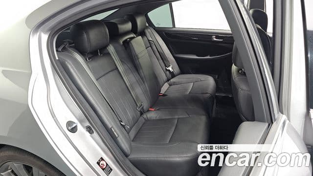 2013 Hyundai (Хёндэ) Genesis — миниатюра 10