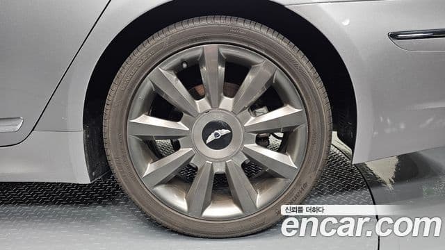 2013 Hyundai (Хёндэ) Genesis — миниатюра 3