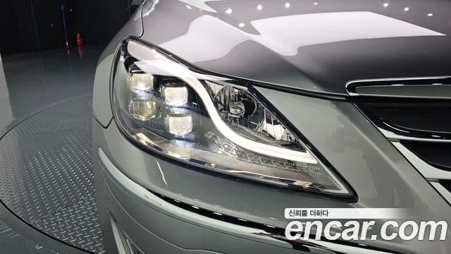 2013 Hyundai (Хёндэ) Genesis — миниатюра 9