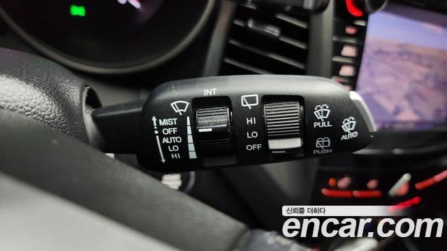 2017 SsangYong Tivoli 아머 — миниатюра 9