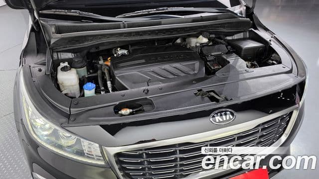 2019 Kia (Киа) The New Carnival — миниатюра 3