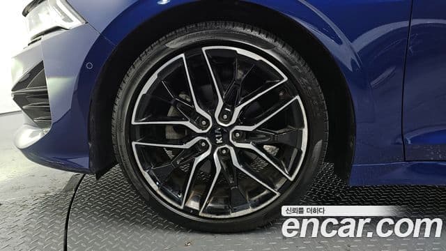 2020 Kia (Киа) K5 3rd Gen — миниатюра 5