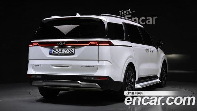 2022 Kia (Киа) Carnival 4th Gen — миниатюра 4