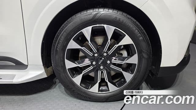 2022 Kia (Киа) Carnival 4th Gen — миниатюра 3