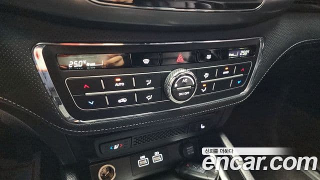 2023 SsangYong The New 렉스턴 스포츠 칸 — миниатюра 5