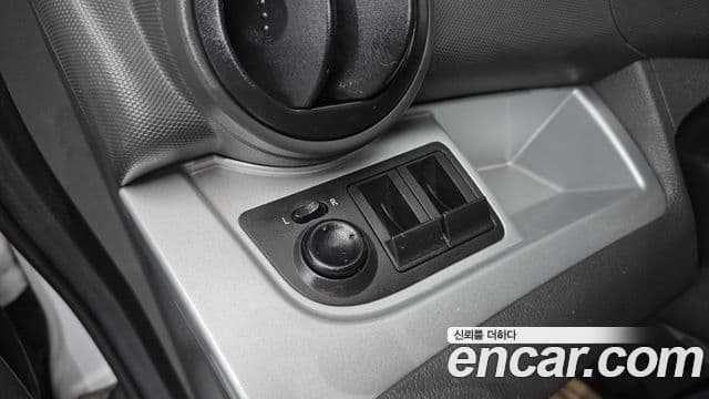 2014 Chevrolet Spark — миниатюра 9