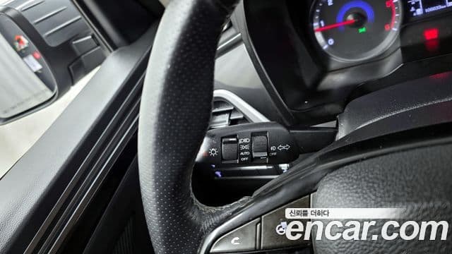 2020 SsangYong 뷰티풀 코란도 — миниатюра 10