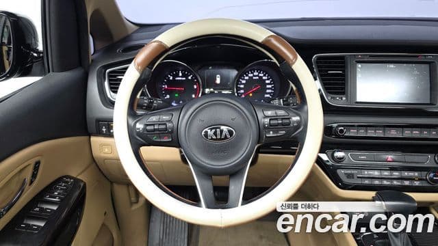 2017 Kia (Киа) All New Carnival — миниатюра 5
