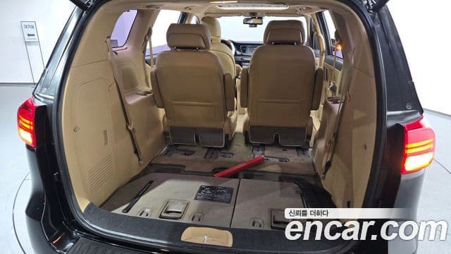 2017 Kia (Киа) All New Carnival — миниатюра 4