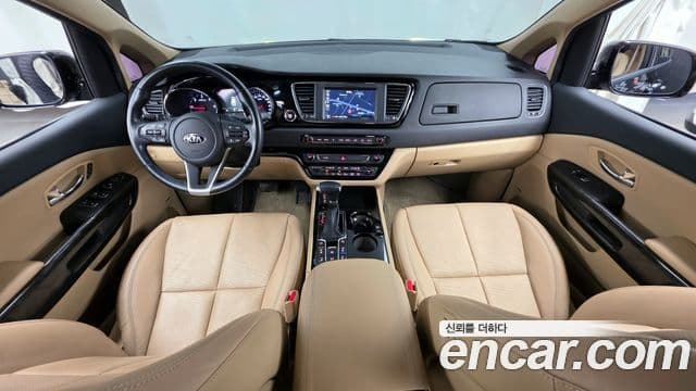 2019 Kia (Киа) The New Carnival — миниатюра 9