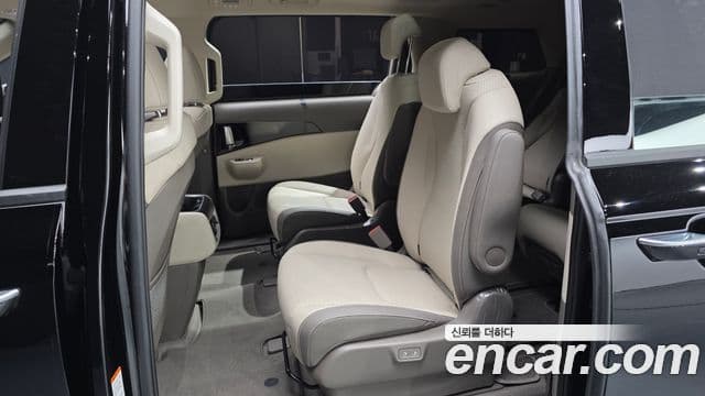 2025 Kia (Киа) The New Carnival 4th Gen — миниатюра 5