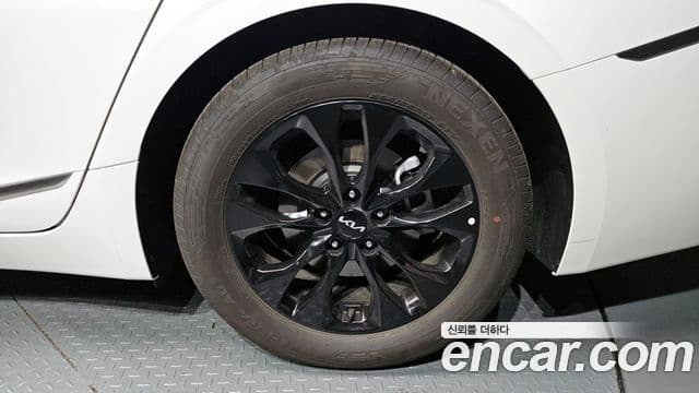2025 Kia (Киа) The New K8 — миниатюра 3