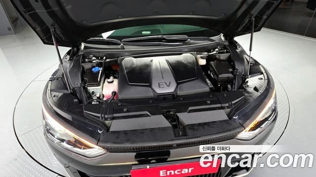 2023 Kia (Киа) EV6 — миниатюра 4