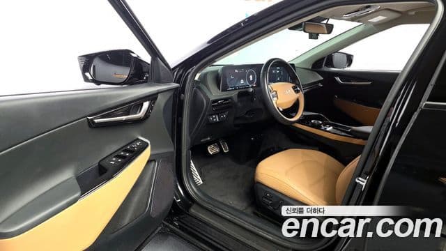 2023 Kia (Киа) EV6 — миниатюра 3