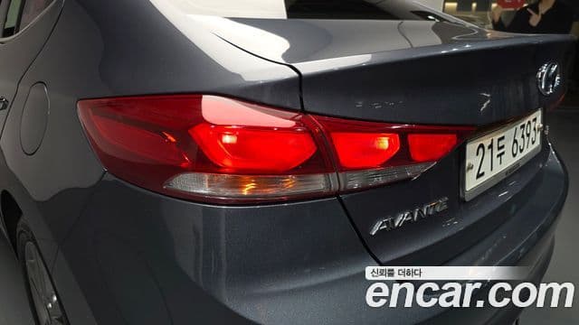 2017 Hyundai (Хёндэ) Avante AD — миниатюра 4