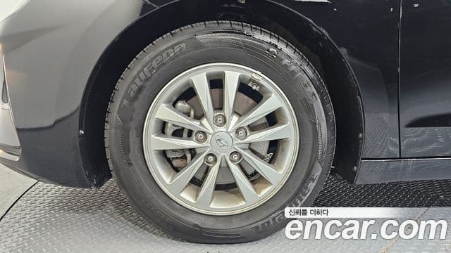 2020 Hyundai (Хёндэ) The New Avante AD — миниатюра 4