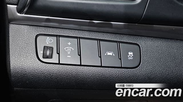 2020 Hyundai (Хёндэ) The New Avante AD — миниатюра 2