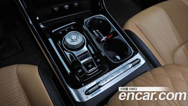 2020 Kia (Киа) Carnival 4th Gen — миниатюра 9