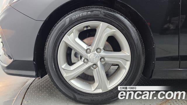 2018 Hyundai (Хёндэ) Sonata 뉴 라이즈 — миниатюра 7