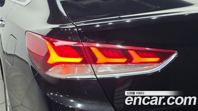 2018 Hyundai (Хёндэ) Sonata 뉴 라이즈 — миниатюра 5