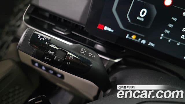 2025 Kia (Киа) The New Carnival 4th Gen — миниатюра 4