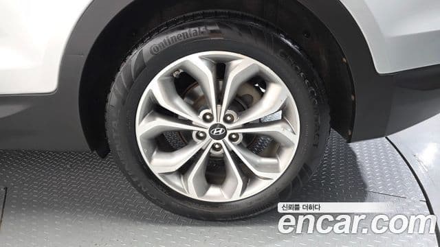 2014 Hyundai (Хёндэ) Santa Fe DM — миниатюра 9