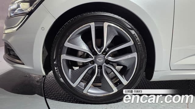 2016 Renault Korea SM6 — миниатюра 10