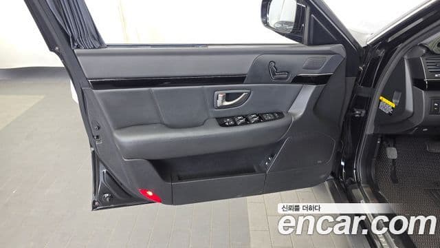 2011 Kia (Киа) 오피러스 프리미엄 — миниатюра 3