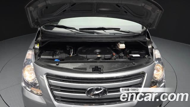 2015 Hyundai (Хёндэ) Grand Starex — миниатюра 8