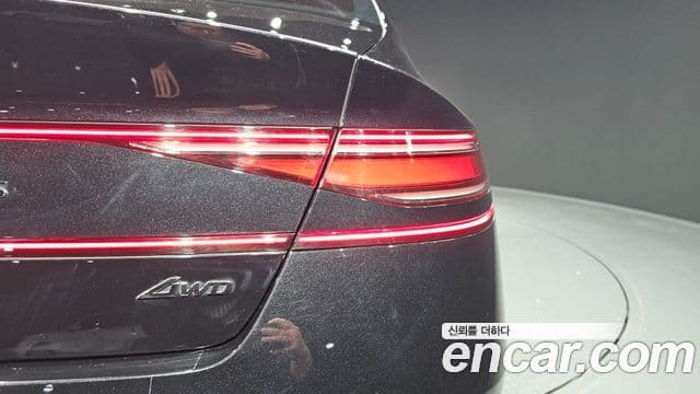 2023 Genesis G90 (RS4)