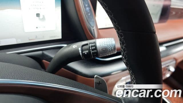 2023 Genesis G90 (RS4) — миниатюра 2