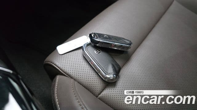 2017 Kia (Киа) 스팅어 — миниатюра 6