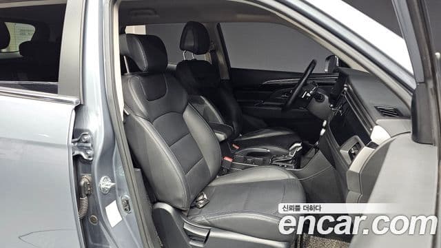2020 SsangYong 뷰티풀 코란도 — миниатюра 6