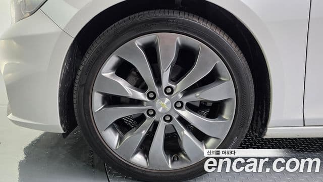 2016 Chevrolet All New Malibu — миниатюра 5