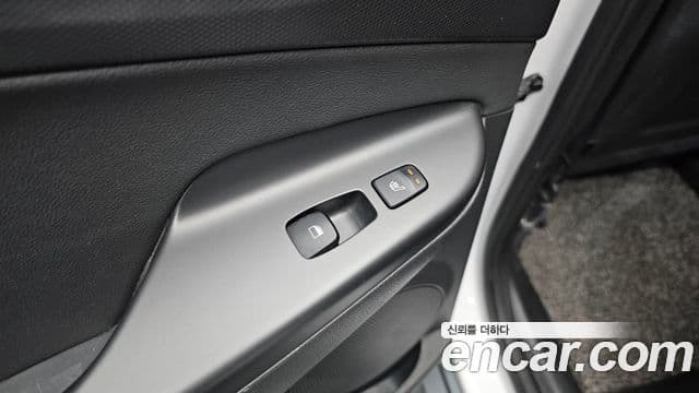 2021 Hyundai (Хёндэ) The New Kona — миниатюра 7