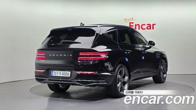 2024 Genesis GV80